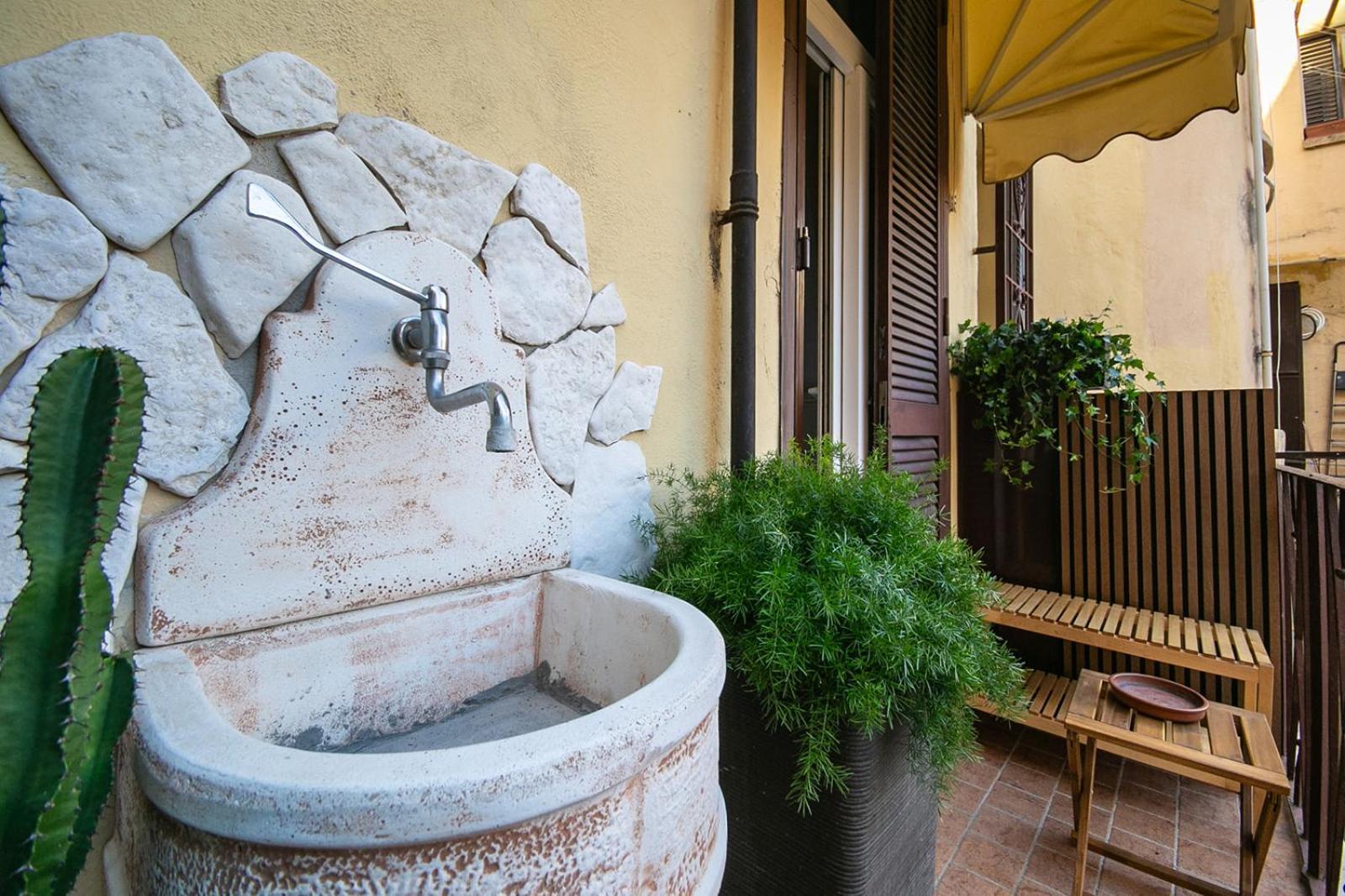 Caffe' E Cuscino Hotel Rome Exterior photo